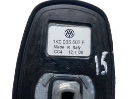 Volkswagen Touran I GPS-pystyantenni 1K0035507F