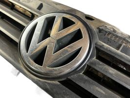 Volkswagen Polo Maskownica / Grill / Atrapa górna chłodnicy 6Q0853651C