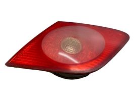 Volkswagen Phaeton Luci posteriori del portellone del bagagliaio 333622R