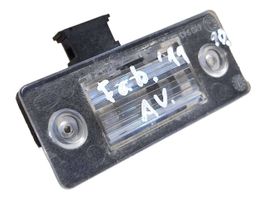 Skoda Fabia Mk2 (5J) Lampa oświetlenia tylnej tablicy rejestracyjnej 6Y0943021E