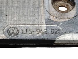 Volkswagen Bora Number plate light 1J5943021