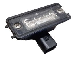 Volkswagen Polo Lampa oświetlenia tylnej tablicy rejestracyjnej 1J6943021