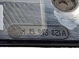 Volkswagen Touareg I Éclairage de plaque d'immatriculation 1J5943021A