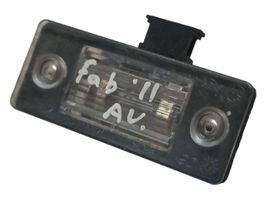 Skoda Fabia Mk2 (5J) Lampa oświetlenia tylnej tablicy rejestracyjnej 6Y0943021E