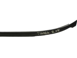 Volkswagen Touareg I Windshield trim 7L6854328