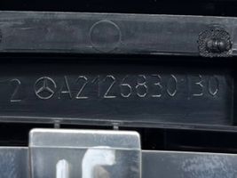Mercedes-Benz E AMG W212 Luce d’arresto centrale/supplementare A2126830130