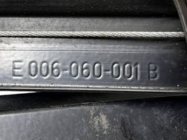 Audi A3 S3 A3 Sportback 8P Etuoven sähkökäyttöinen ikkunan nostin 8P3837462A