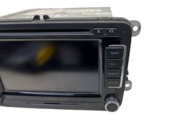 Volkswagen Touran I Panel / Radioodtwarzacz CD/DVD/GPS 1T0035680B