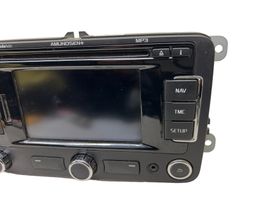 Skoda Octavia Mk2 (1Z) Radio/CD/DVD/GPS-pääyksikkö 3T0035192B