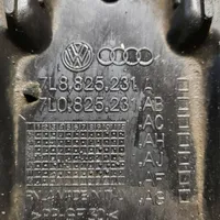Volkswagen Touareg II Plaque, cache de protection de boîte de vitesses 7L8825231A