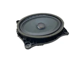 Lexus RX 450H Altoparlante portiera anteriore 8957001001A