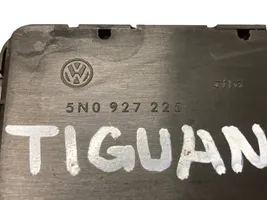 Volkswagen Tiguan Interrupteur, commande de frein de stationnement 5N0927225