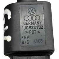 Volkswagen Golf V Датчик наружной температуры 1J0973702
