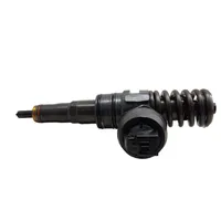 Skoda Fabia Mk2 (5J) Injecteur de carburant 038130073BP