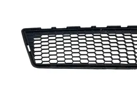 Toyota Verso Grille inférieure de pare-chocs avant 531120F040