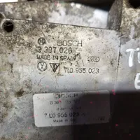 Volkswagen Touareg I Tringlerie et moteur d'essuie-glace avant 7L0955023