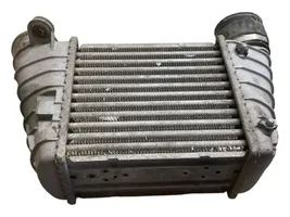 Audi TT Mk1 Chłodnica powietrza doładowującego / Intercooler 8L9145805