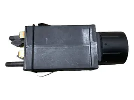 Audi TT Mk1 Logu elektriskās apsildes slēdzis 8N0941503B