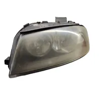 Audi A3 S3 8P Lampa przednia 8P0941003A