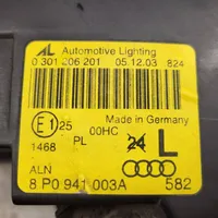 Audi A3 S3 8P Lampa przednia 8P0941003A