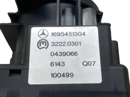 Mercedes-Benz B W245 Przełącznik świateł 1695451304