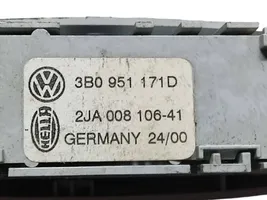 Volkswagen Bora Éclairage lumière plafonnier arrière 3B0951171D