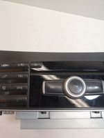 Mercedes-Benz E W212 Radio / CD/DVD atskaņotājs / navigācija A2129003908