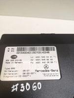 Mercedes-Benz S W221 Modulo di controllo della batteria A2215400401