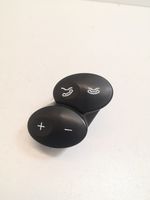 Mercedes-Benz SL R230 Steering wheel buttons/switches A2308202410