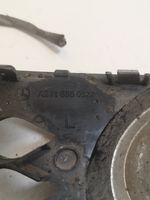 Mercedes-Benz E W211 Mascherina/griglia fendinebbia anteriore A2118850522