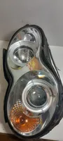 Mercedes-Benz C W203 Lampa przednia SK330111301