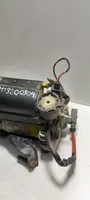 Mercedes-Benz E W211 Compresor/bomba de la suspensión neumática A2113200304