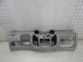 Toyota Yaris Deska rozdzielcza 5545252010