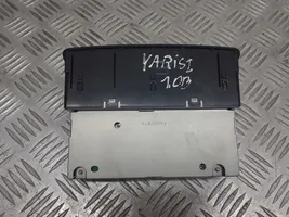 Toyota Yaris Monitori/näyttö/pieni näyttö 861100D030