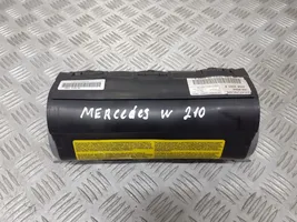 Mercedes-Benz E W210 Airbag de passager 2108600705