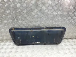 Mercedes-Benz C W203 Becquet de lunette arrière A2037400381