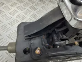 Skoda Fabia Mk1 (6Y) Gear selector/shifter in gearbox 