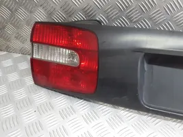 Volvo S40, V40 Becquet de lunette arrière 30887332