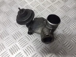 Audi 80 90 S2 B4 EGR-venttiili 028129837E