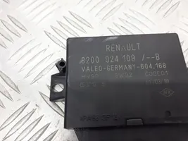 Renault Kangoo II Pysäköintitutkan (PCD) ohjainlaite/moduuli 8200924109