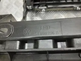 Volkswagen Jetta V Tableau de bord 1K1858296B