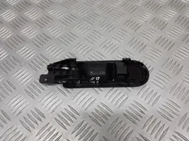 Volkswagen PASSAT B5.5 Rear door handle trim 3B0839114