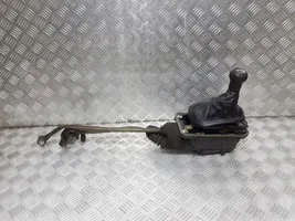 Volkswagen PASSAT B5 Gear selector/shifter in gearbox 