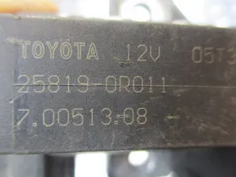 Toyota Avensis T250 Valvola di depressione (usato) 25819-0R011