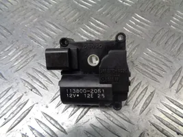 Toyota Corolla E120 E130 Module de contrôle carrosserie centrale 113800-2051