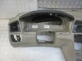 Volvo S60 Armaturenbrett Cockpit 