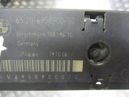 BMW 1 E81 E87 Amplificateur d'antenne 6958900-02