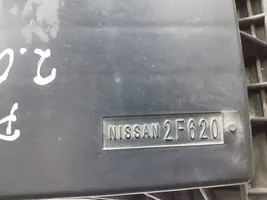 Nissan Primera Boîtier de filtre à air 2F620