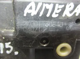 Nissan Almera N16 Korin keskiosan ohjainlaite 