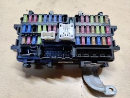 Infiniti Q50 Module de fusibles 0011173411280183